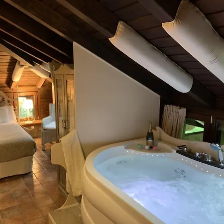 Akla La Casa Del Puente بيت ريفي