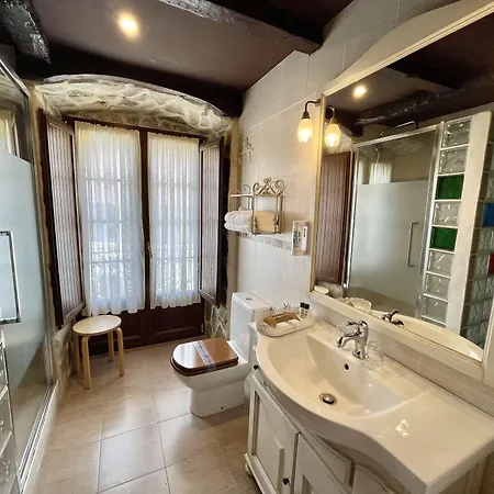 Akla La Casa Del Puente بيت ريفي 3*