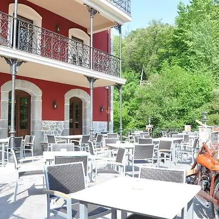 Akla La Casa Del Puente