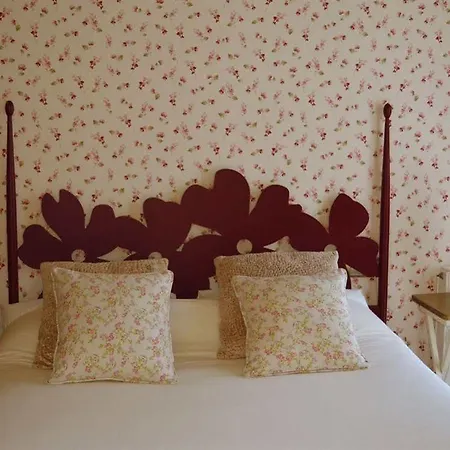 Akla La Casa Del Puente