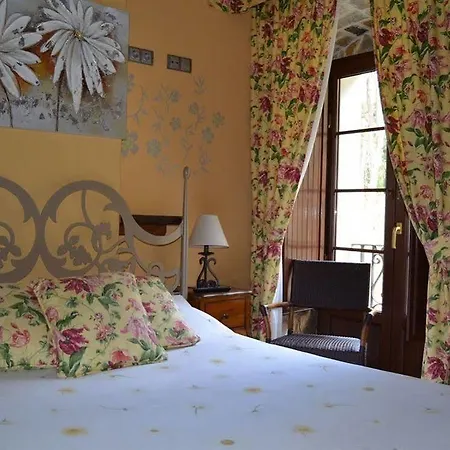 Akla La Casa Del Puente بيت ريفي 3*