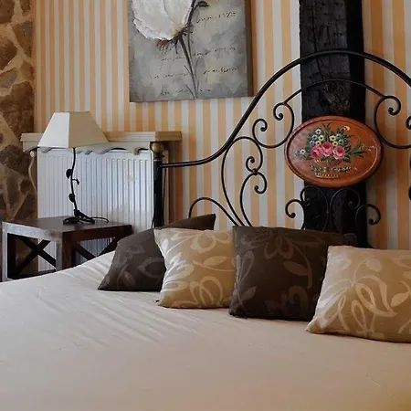 Akla La Casa Del Puente بيت ريفي 3*