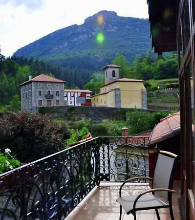 Akla La Casa Del Puente Regules