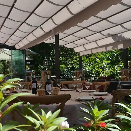 Akla La Casa Del Puente بيت ريفي 3*