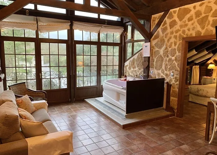 Akla La Casa Del Puente Regules