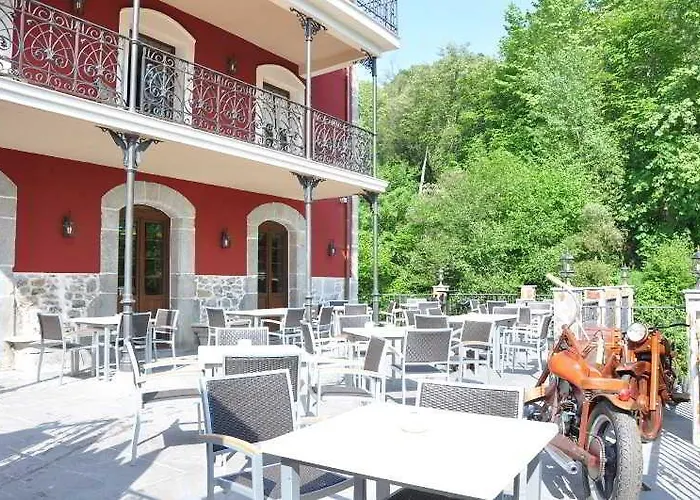 Akla La Casa Del Puente